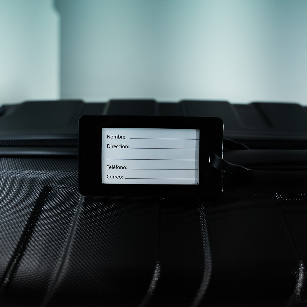 Compra Viaje 20 (de mano) negro en click.gt