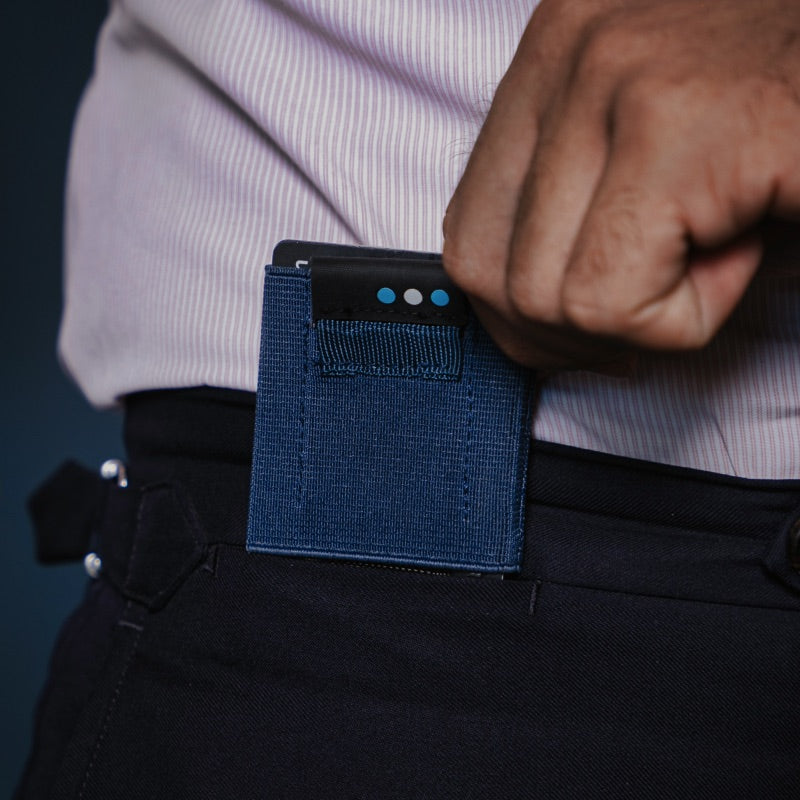 Tarjetero Azul. Explora los mejores accesorios en Aristotelez.com