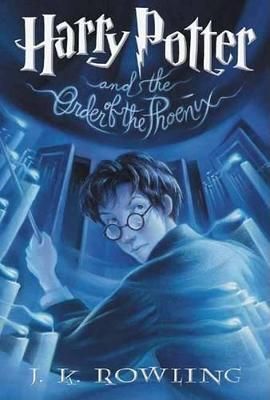 Harry Potter 5 And The Order Of The Phoenix (tapa Dura). Tenemos las tres B: bueno, bonito y barato, compra en Aristotelez.com