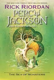 Portada del libro PERCY JACKSON 2: THE SEA OF MONSTERS - Compralo en Aristotelez.com