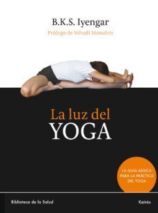 Portada del libro LA LUZ DEL YOGA - Compralo en Aristotelez.com