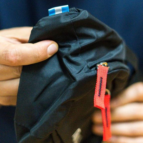 Cangurerita negra. Compra en línea tus productos favoritos. Siempre hay ofertas en Aristotelez.com.