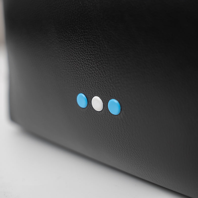 Chunche Negro. Compra desde casa de manera fácil y segura en Aristotelez.com