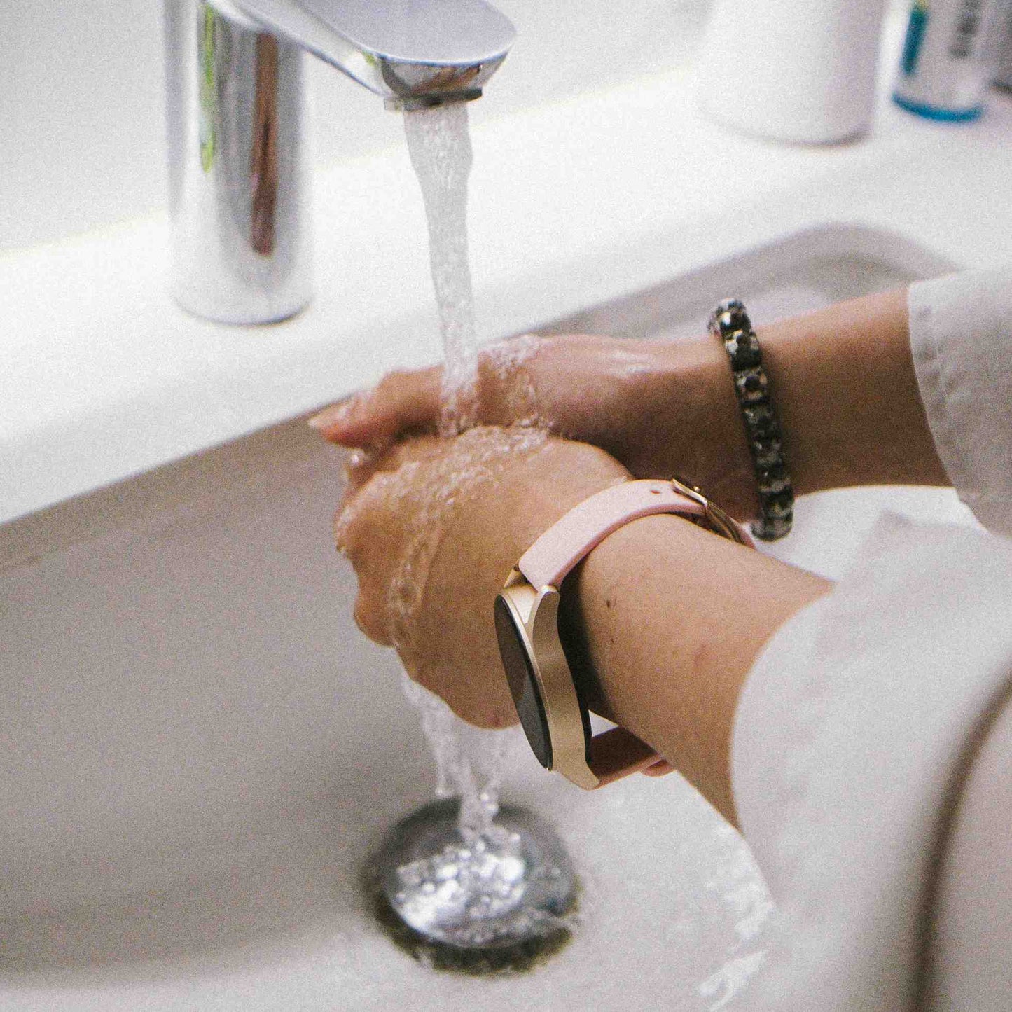 Reloj F7 Gold. Compra en línea tus productos favoritos. Siempre hay ofertas en Aristotelez.com.