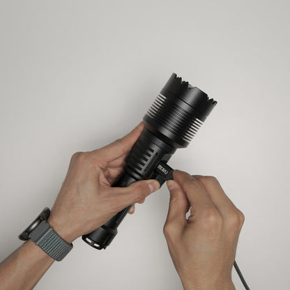 Compra Linterna LED Fuego3 3000lm en click.gt