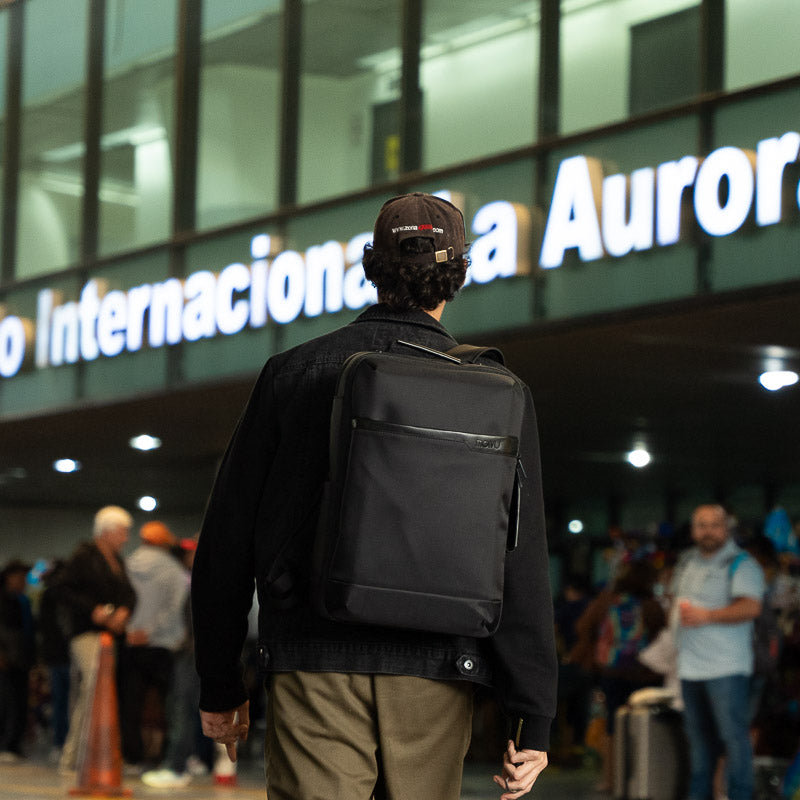 Compra Go Viaje negro en click.gt