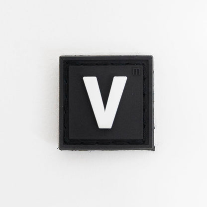 Compra Parche letra V en click.gt