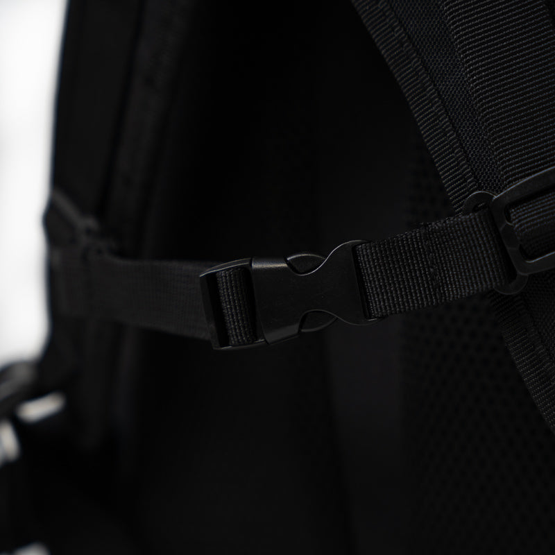 Compra Pacaya M021 Negro en click.gt