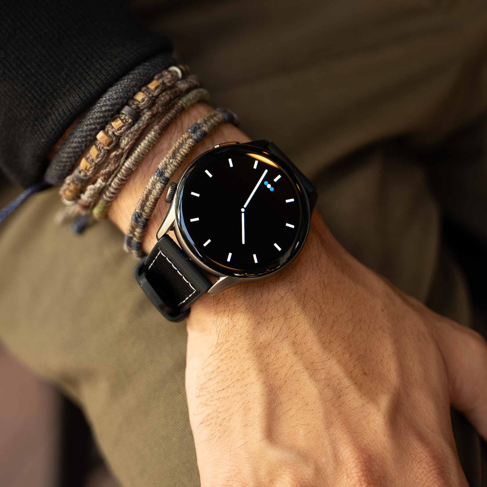 Compra Pulsera T7 y T8 negro c/bordado en click.gt