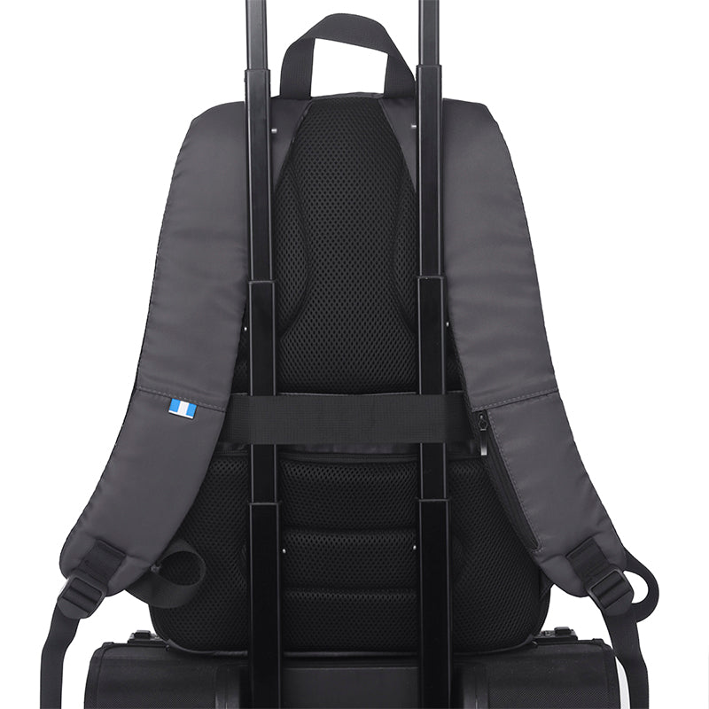 U5 Gris. Lo último en accesorios está en Aristotelez.com