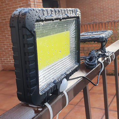 Linterna LED solar 200lm - Compralo en Aristotelez.com