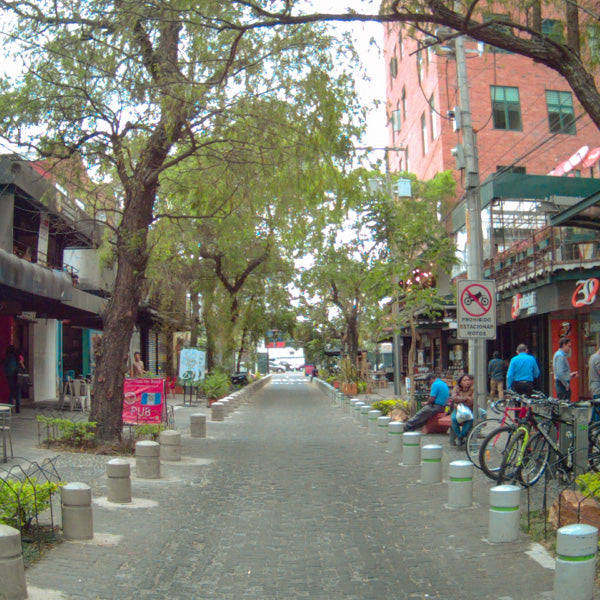 Cámara digital KIDS Rosada - Compralo en Aristotelez.com