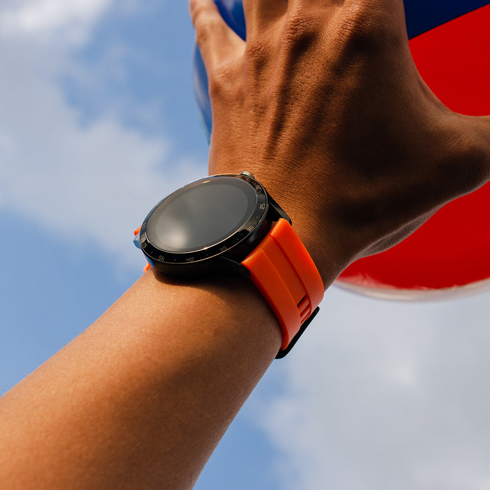 Reloj T6 Naranja + Audífonos  K2. Aprovecha y compra todo lo que necesitas en Aristotelez.com.